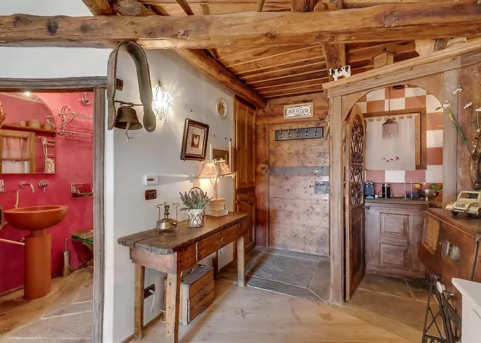 Grange Romantic Retreat Mountain View - Happy